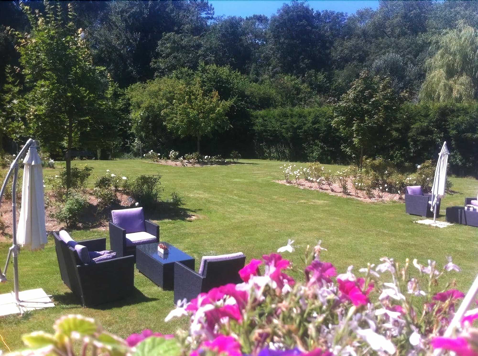 Les Jardins D'Ulysse, The Originals Relais Hotell Cucq Eksteriør bilde